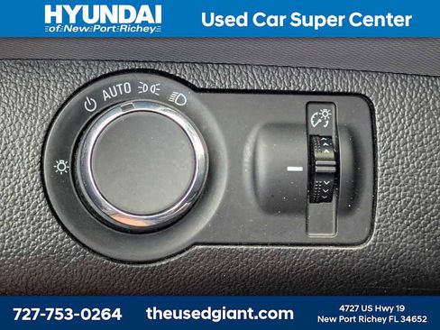 Used 2016 Chevrolet Sonic LT w/ Driver Confidence Package FWD image 22