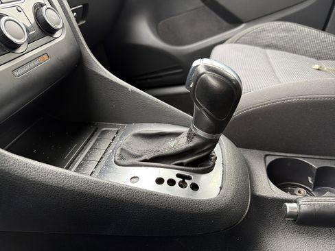 Used 2011 Volkswagen Golf TDI image 21