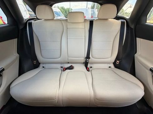 Used 2026 Mercedes-Benz GLC 300 4MATIC image 18