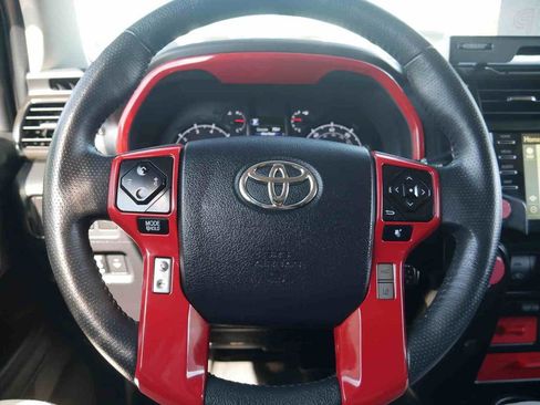 Used 2022 Toyota 4Runner SR5 Premium image 45