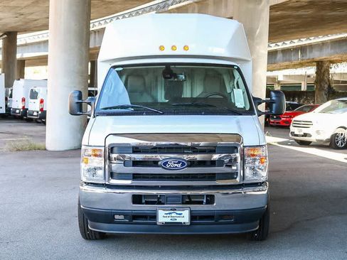 New 2026 Ford E-350 and Econoline 350 Super Duty w/ Power Equipment Group RWD image 3