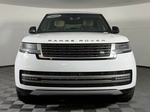 Used 2025 Land Rover Range Rover Autobiography AWD/4WD image 11
