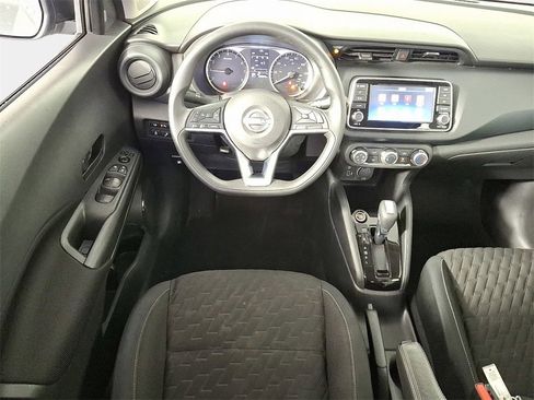 Used 2022 Nissan Kicks S image 15