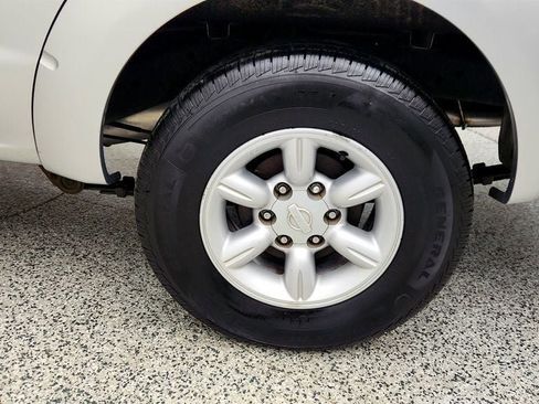 Used 2004 Nissan Frontier XE w/ (VTP) Value Truck Pkg image 9