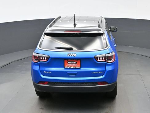 Used 2025 Jeep Compass Limited AWD/4WD image 35