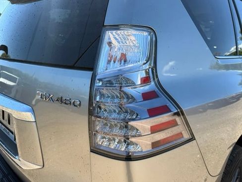 Used 2021 Lexus GX 460 Premium w/ Premium Package AWD/4WD image 13