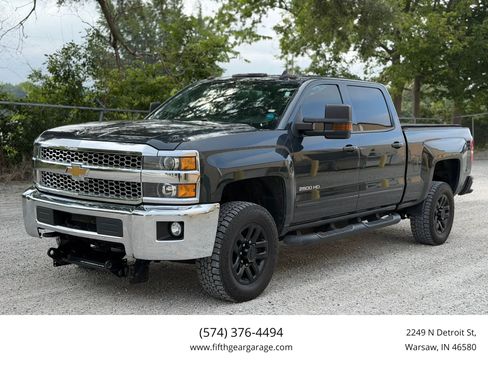Used 2019 Chevrolet Silverado 2500 LT AWD/4WD image 1