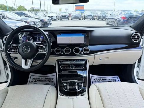 Used 2019 Mercedes-Benz E 300 w/ Premium 1 Package image 40