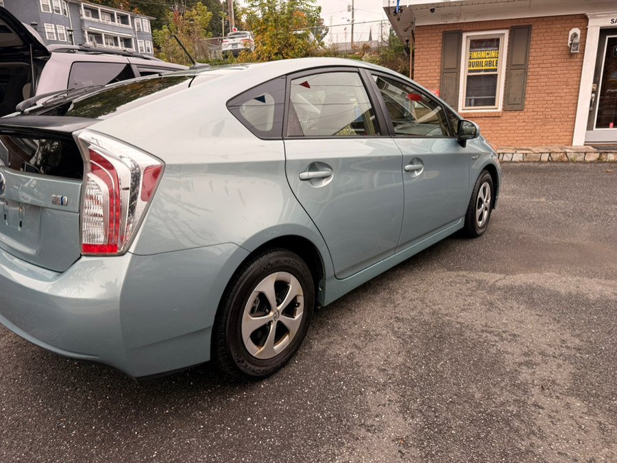 Used 2014 Toyota Prius Three FWD image 6