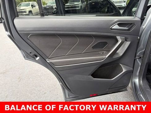 Used 2022 Volkswagen Tiguan SE R-Line FWD image 13
