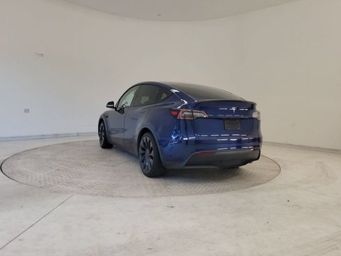Used 2020 Tesla Model Y Long Range AWD/4WD image 3