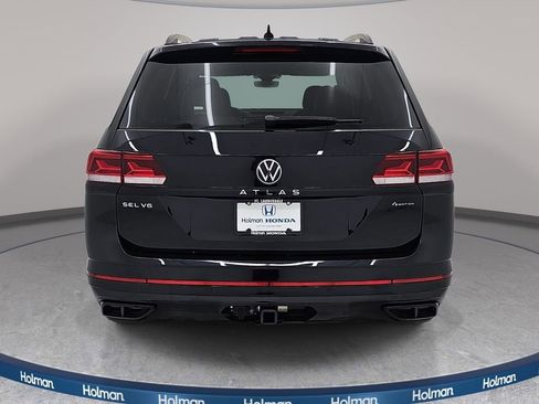 Used 2023 Volkswagen Atlas SEL R-Line AWD/4WD image 8