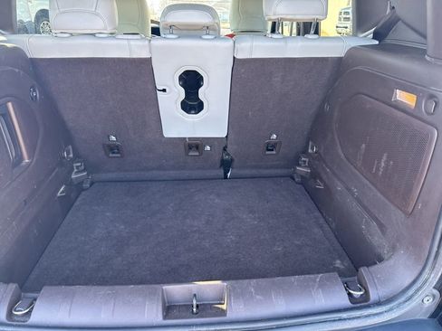 Used 2015 Jeep Renegade Limited image 46