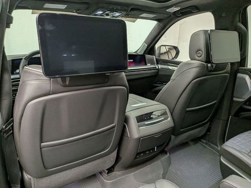 Certified 2025 Cadillac Escalade V w/ LPO, Floor Liner Package image 23