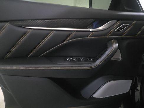 Used 2022 Maserati Levante Modena S image 7