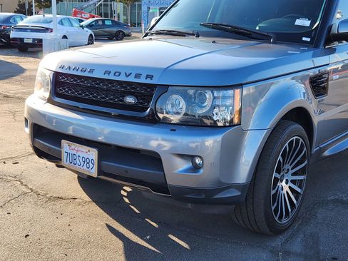 Used 2013 Land Rover Range Rover Sport HSE AWD/4WD image 9
