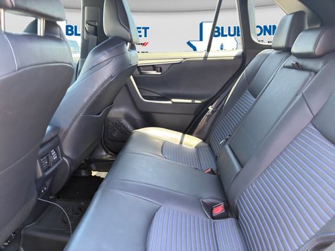 Used 2020 Toyota RAV4 XSE AWD/4WD image 22