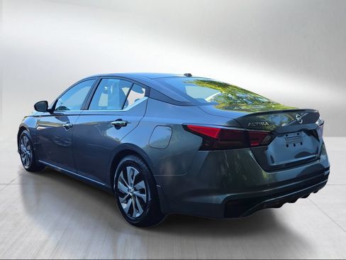 Used 2020 Nissan Altima 2.5 S FWD image 5