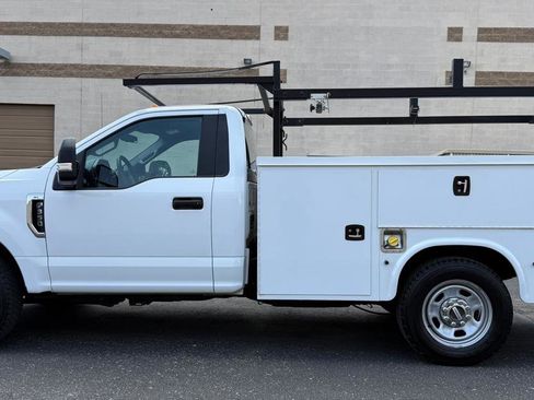 Used 2017 Ford F350 XL w/ Power Equipment Group RWD image 6