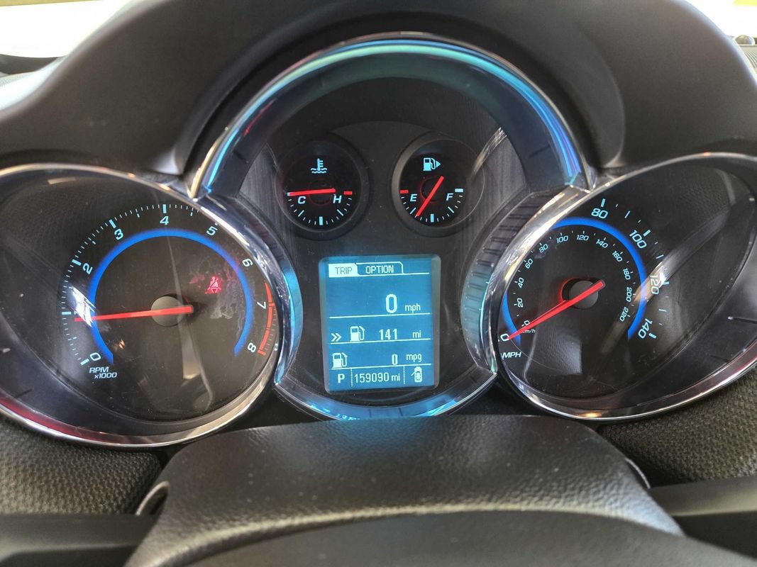 Used 2016 Chevrolet Cruze LT FWD image 13