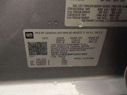 Used 2023 GMC Sierra 1500 AT4 w/ Technology Package image 17