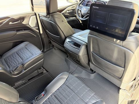 Certified 2023 Cadillac Escalade Sport Platinum AWD/4WD image 15