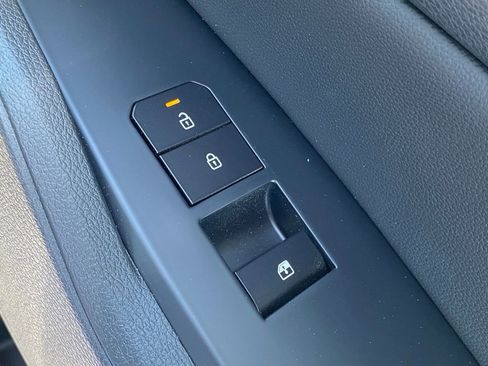 New 2026 Kia Sportage EX FWD image 27
