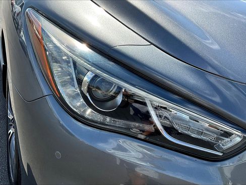 Used 2017 INFINITI QX60 Luxe w/ Deluxe Technology Package image 30