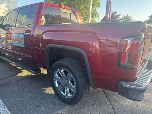 Used 2018 GMC Sierra 1500 SLT image 5