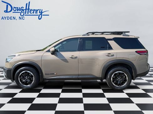 Used 2024 Nissan Pathfinder Rock Creek AWD/4WD image 2