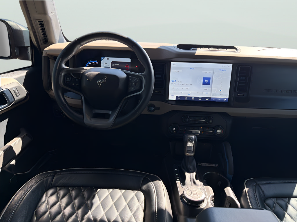 Used 2023 Ford Bronco Wildtrak AWD/4WD image 29