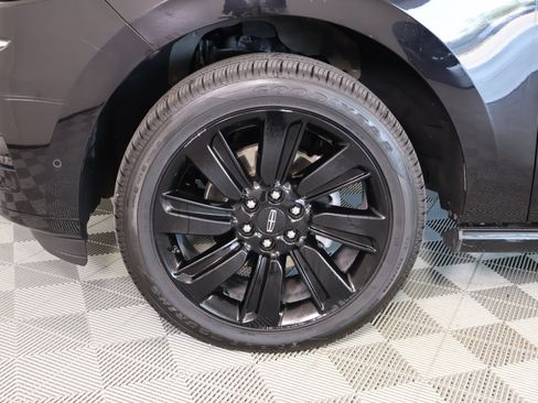 Used 2022 Lincoln Navigator L Reserve AWD/4WD image 20