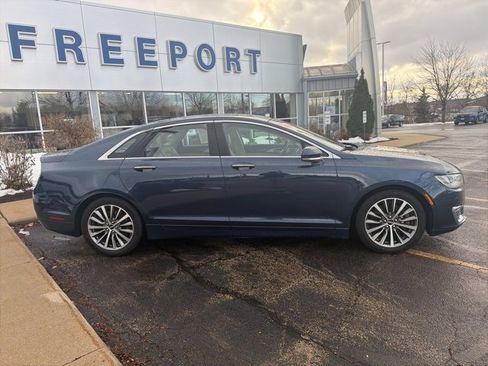 Used 2017 Lincoln MKZ Select image 8