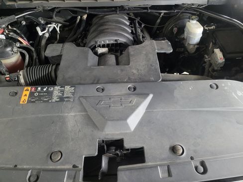 Used 2018 Chevrolet Silverado 1500 Custom w/ Custom Value Package image 30