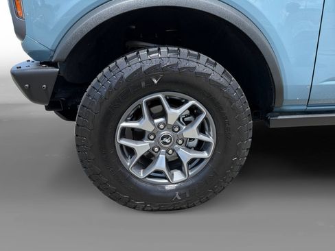 Used 2021 Ford Bronco Badlands image 9