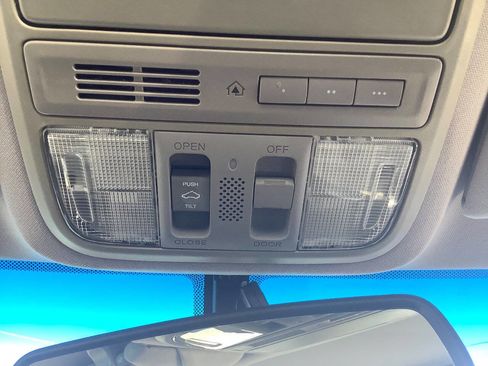 Used 2010 Honda Accord EX-L image 42