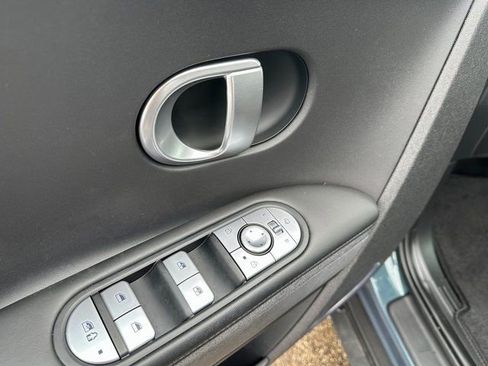 Used 2023 Hyundai Ioniq 5 SEL image 18