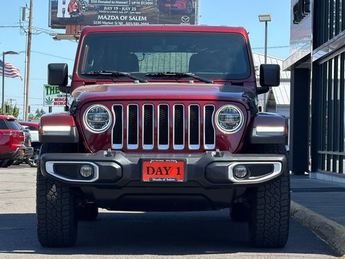Used 2021 Jeep Wrangler Unlimited Sahara AWD/4WD image 11