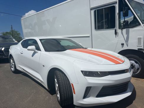 Used 2017 Chevrolet Camaro LT image 14