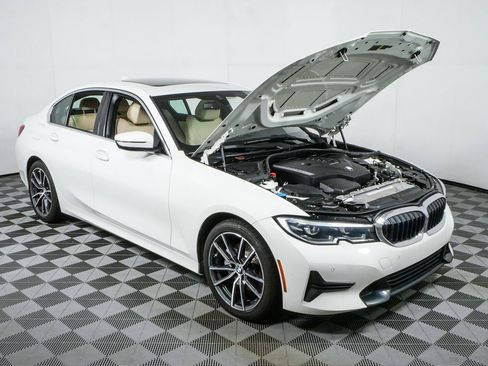 Used 2019 BMW 330i Sedan w/ Convenience Package RWD image 33