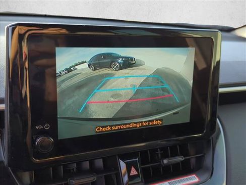 Used 2024 Toyota Corolla Cross AWD Hybrid image 18