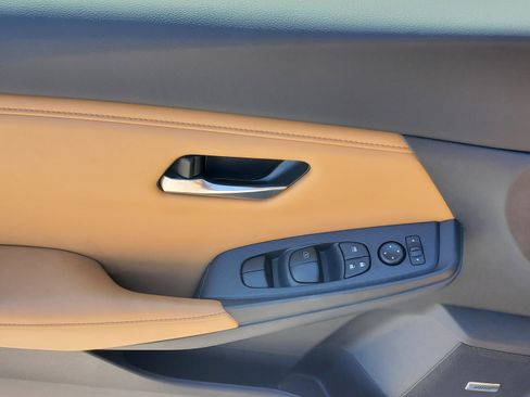 Certified 2025 Nissan Sentra SV w/ SV Premium Package image 20