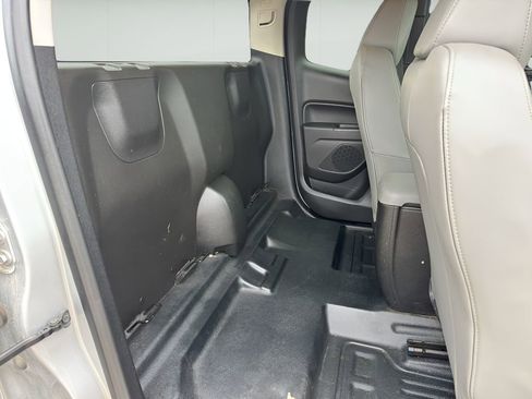 Used 2018 GMC Canyon SL image 27