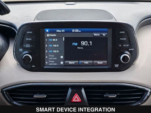 Used 2020 Hyundai Santa Fe SE FWD image 20