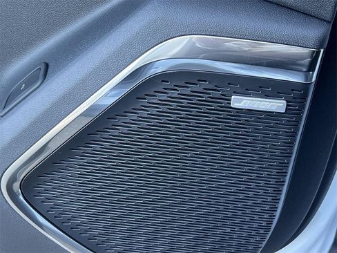 New 2026 GMC Acadia Denali w/ Super Cruise Package image 22