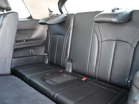 Used 2023 INFINITI QX60 Luxe w/ Performance Audio Package AWD/4WD image 22