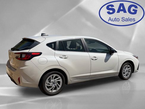 Used 2024 Subaru Impreza 2.0i AWD/4WD image 3