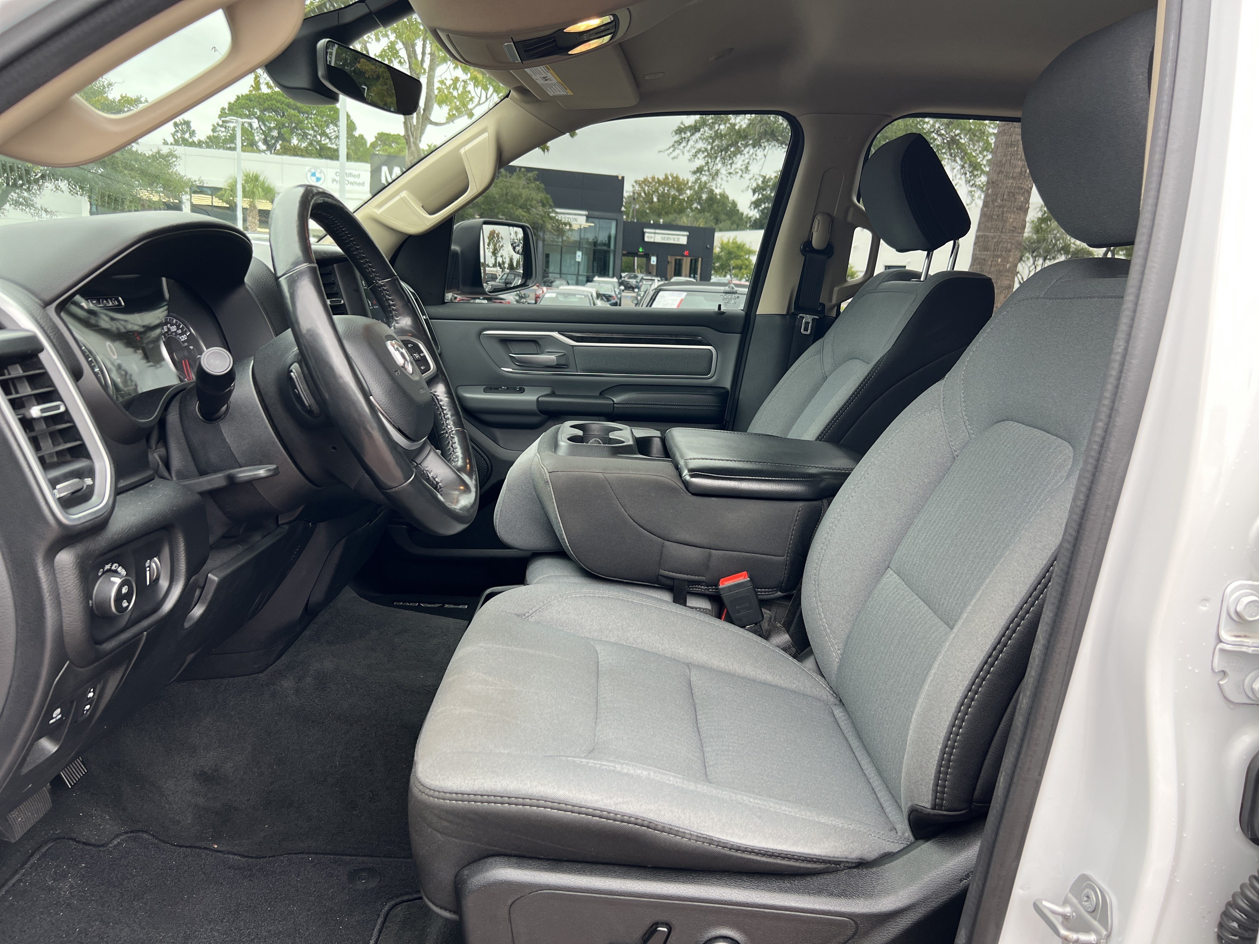 Used 2020 RAM 1500 Big Horn AWD/4WD image 16