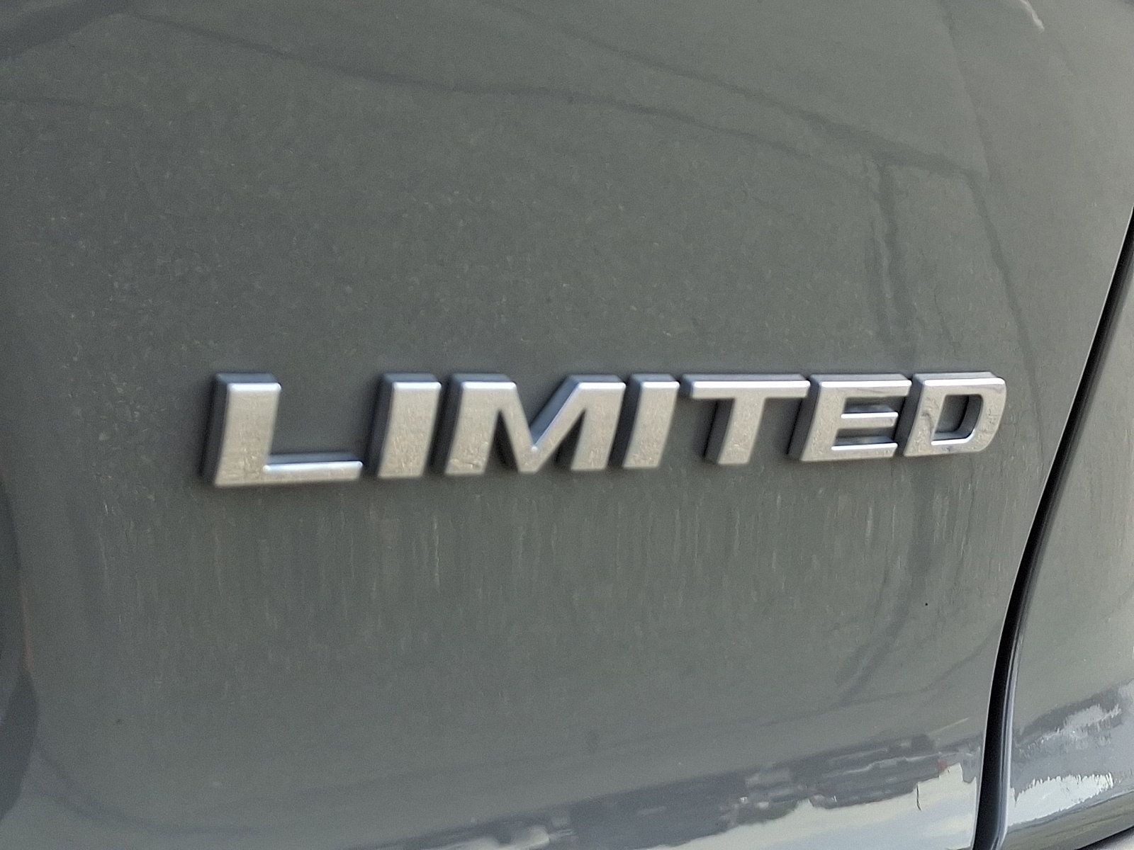 Used 2021 Jeep Cherokee Limited AWD/4WD image 29