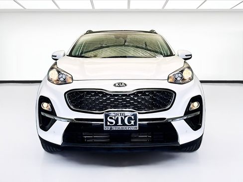 Used 2022 Kia Sportage EX w/ EX Technology Package image 2